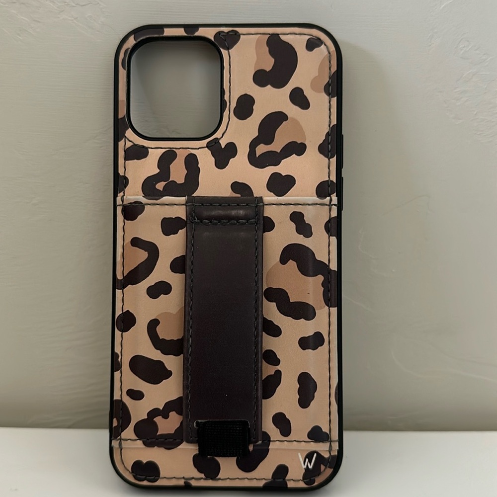 Walli Case 12 Pro